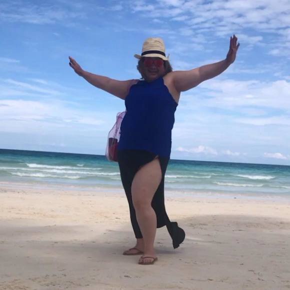 Meet your Posher, Angeline - Picture 1 of 1